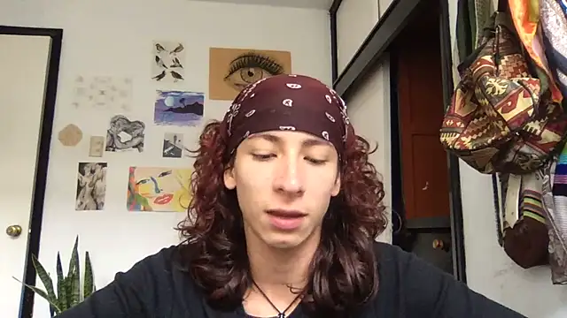 camille delrey online show from February 12, 4:13 pm