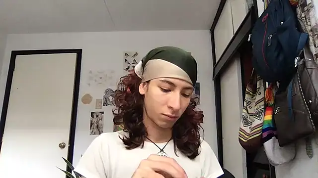 camille delrey online show from March 23, 5:39 pm