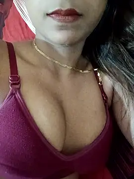 payalsharma95 online show from May 20, 7:14 am