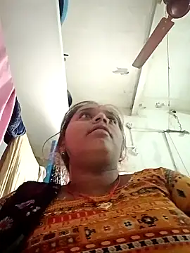 Hot crety online show from October 31, 8:37 am