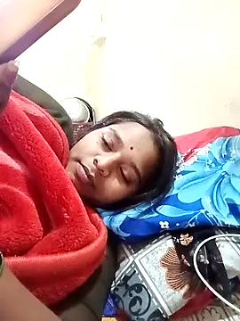 Hot crety online show from February 4, 11:05 am