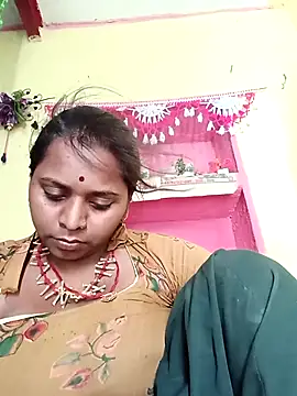 Hot crety online show from March 29, 8:03 am