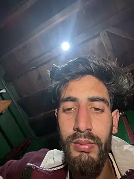 lyath3245 online show from February 2, 9:13 pm