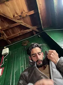 lyath3245 online show from April 9, 7:14 am