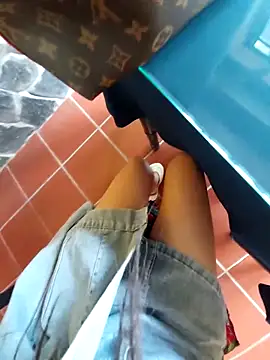 meomeocute online show from October 23, 5:18 am