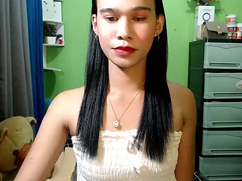 urseductivebarbie xx online show from March 29, 1:44 pm