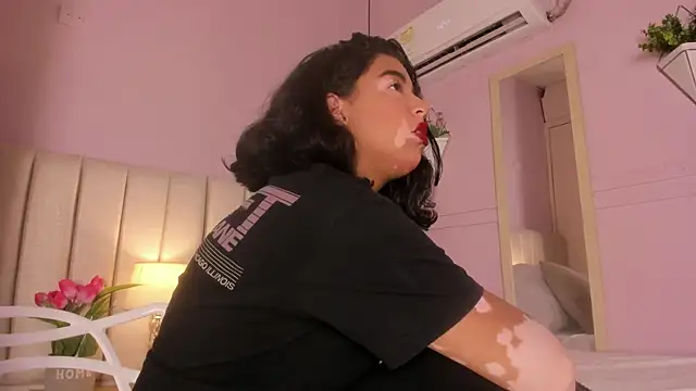  wendy x online show from April 17, 11:35 am