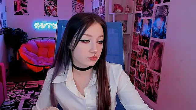 Snapshot of LiliLuna chatting on September 20, 10:05 am LiliLuna online show from September 20, 10:05 am