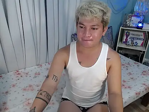 Snapshot of Fuckboii_intown chatting on December 1, 6:46 pm Fuckboii intown online show from December 1, 6:46 pm