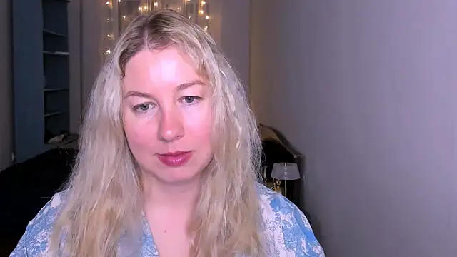 NancySanders online show from July 5, 8:27 pm