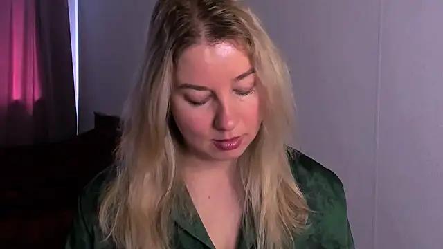 NancySanders online show from July 18, 7:12 am