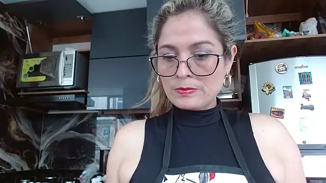 linda-mature43 online show from October 17, 3:03 pm