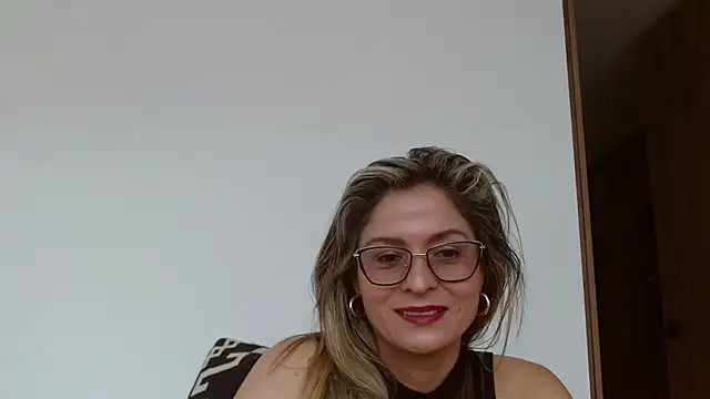 linda-mature43 online show from October 30, 5:46 pm