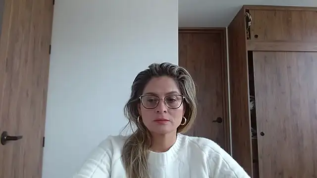 linda-mature43 online show from November 5, 1:22 pm