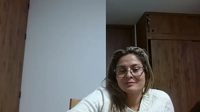 linda-mature43 online show from November 6, 1:28 am