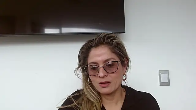 linda-mature43 online show from November 6, 5:47 pm