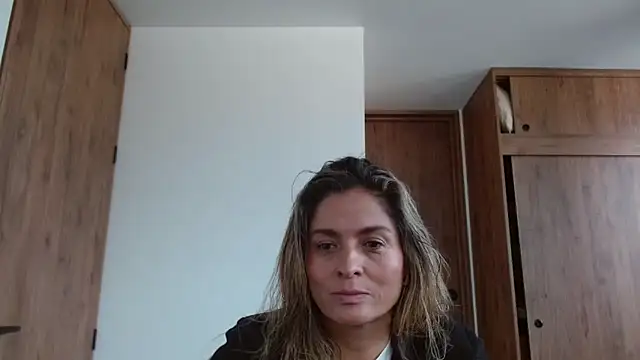 linda-mature43 online show from November 18, 1:04 pm