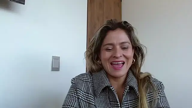 linda-mature43 online show from December 1, 2:22 pm