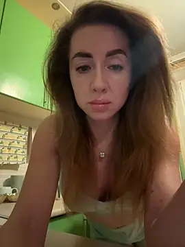 Snapshot of MarinaDiva11_74 chatting on October 29, 7:48 pm MarinaDiva11 74 online show from October 29, 7:48 pm