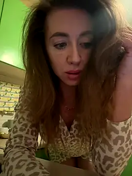 Snapshot of MarinaDiva11_74 chatting on November 11, 7:58 pm MarinaDiva11 74 online show from November 11, 7:58 pm