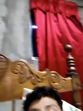 Snapshot of MattBroddy chatting on November 7, 12:32 am MattBroddy online show from November 7, 12:32 am