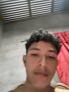 Snapshot of MattBroddy chatting on November 12, 1:39 am MattBroddy online show from November 12, 1:39 am