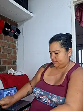 NARNYALABELLA online show from November 5, 11:10 am