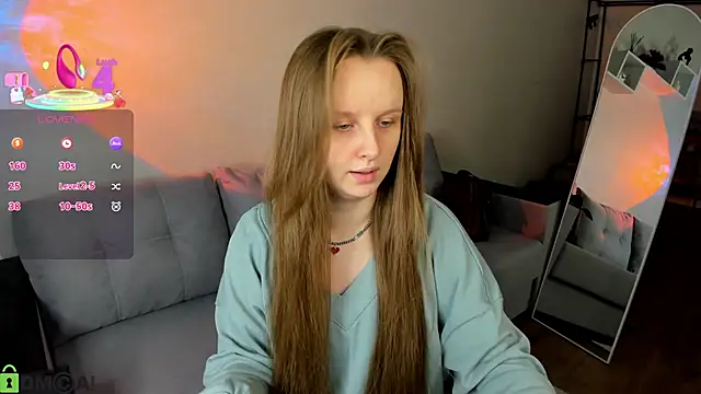 Snapshot of Rina_Panic chatting on February 14, 1:02 am Rina Panic online show from February 14, 1:02 am