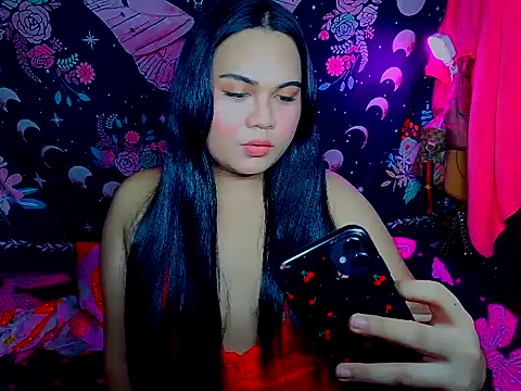 Snapshot of YourThicc_bella chatting on May 16, 10:01 am YourThicc bella online show from May 16, 10:01 am
