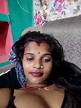 Snapshot of Maya_bhoji chatting on November 20, 12:44 am Maya bhoji online show from November 20, 12:44 am