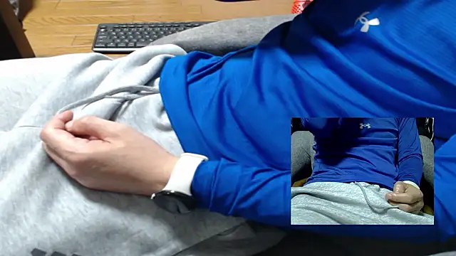 Yasu2000 online show from April 27, 1:36 am