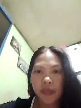 Snapshot of missluvv chatting on September 20, 1:01 pm missluvv online show from September 20, 1:01 pm