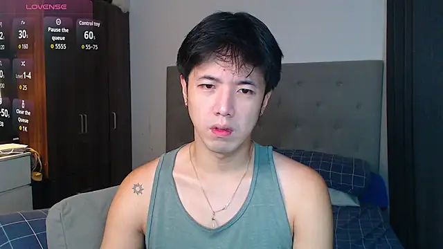 Addictiveboi online show from October 20, 3:18 am