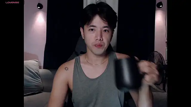 Addictiveboi online show from November 8, 11:36 pm