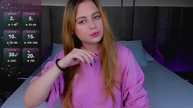 Snapshot of Alice_Wander chatting on September 13, 2:11 am Alice Wander online show from September 13, 2:11 am