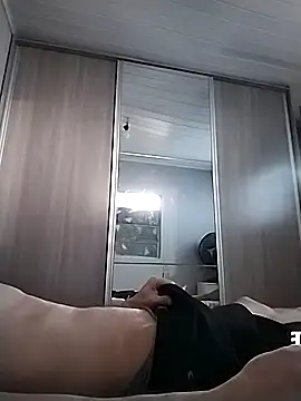 12dery online show from October 15, 7:25 pm