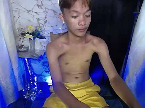 Snapshot of Innocentfucker chatting on September 26, 5:11 am Innocentfucker online show from September 26, 5:11 am