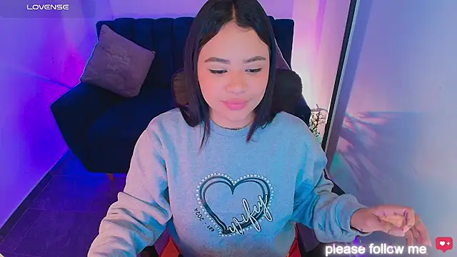 nicemiiaa7  online show from March 4, 12:11 pm