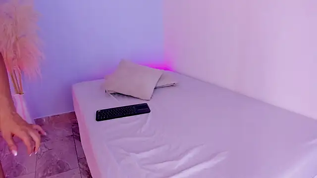 aleksandramiller  online show from July 6, 1:08 pm