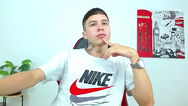 Cumandres18 online show from March 12, 2:34 pm