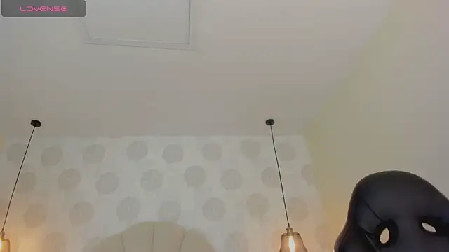 GIANAMILLER6 online show from December 17, 12:22 pm