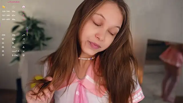 OdellaGillingham online show from October 18, 6:52 pm