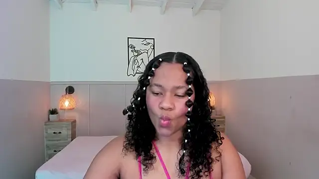 Snapshot of AuroraSky8 chatting on October 18, 11:55 am AuroraSky8 online show from October 18, 11:55 am