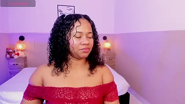 Snapshot of AuroraSky8 chatting on October 28, 11:47 am AuroraSky8 online show from October 28, 11:47 am