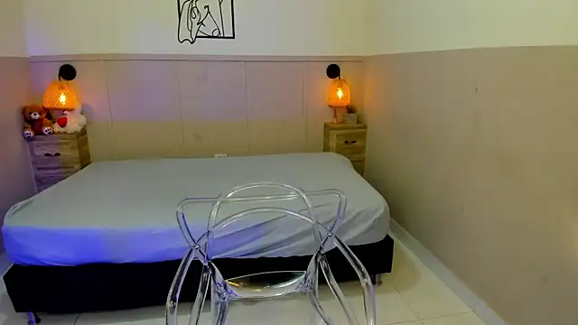 Snapshot of AuroraSky8 chatting on November 14, 12:04 pm AuroraSky8 online show from November 14, 12:04 pm