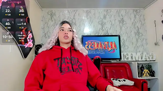 Snapshot of Madison_Mujica chatting on October 8, 11:19 am Madison Mujica online show from October 8, 11:19 am