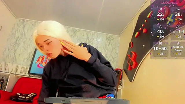 Snapshot of Madison_Mujica chatting on October 23, 11:20 am Madison Mujica online show from October 23, 11:20 am