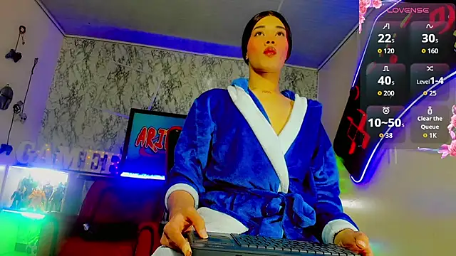 Snapshot of Madison_Mujica chatting on November 6, 11:11 am Madison Mujica online show from November 6, 11:11 am