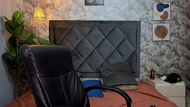 Apolo rousse1 online show from November 14, 9:24 pm