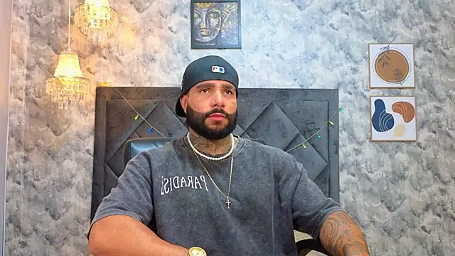 Apolo rousse1 online show from December 3, 8:29 pm